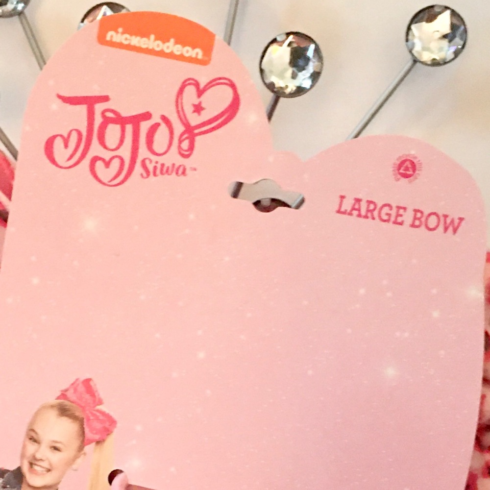 Jojo Siwa Bow Sleepover Flannel Collector’sEdition - Picture 4 of 4